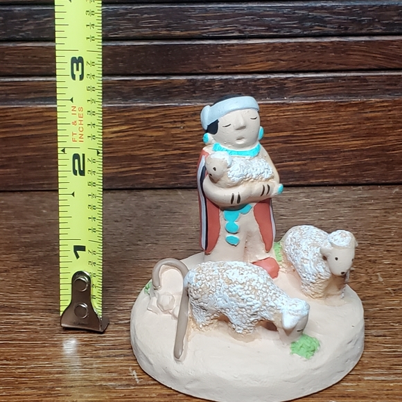 Knickknack - Picture 5 of 5